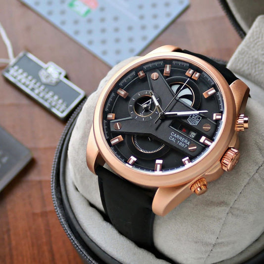 The sports watch for everyday wear, the Tag Heuer CR7 Quartz’s Chronograph is a superb watch with beautiful styling